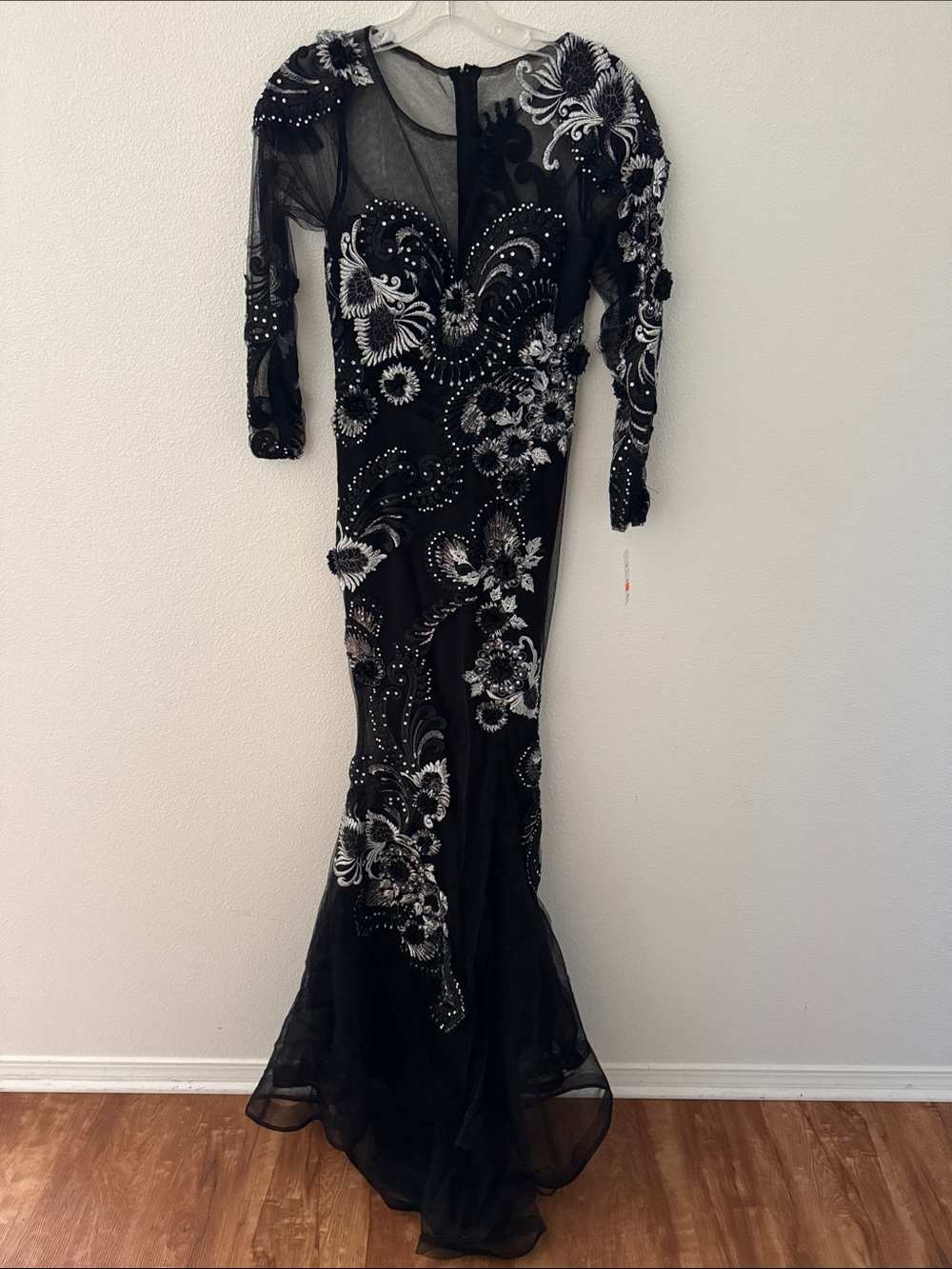 Elegant Black Embellished Long Sleeve Evening Dress